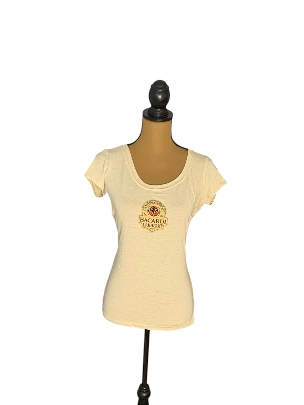 Bacardi Oakheart Oaktoberfest Women’s M Graphic T Shirt Spiced Rum Promo Tee